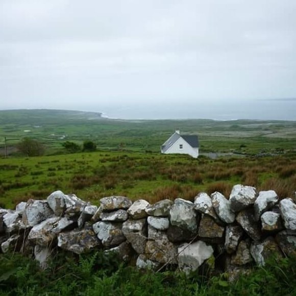 Meet your Posher, Karen - Picture 1 of 1